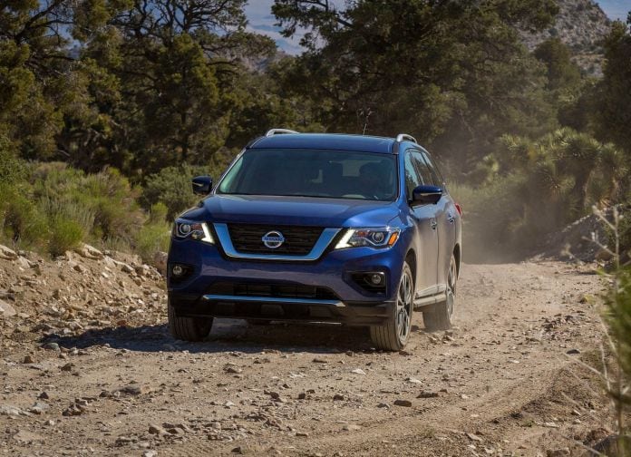 2017 Nissan Pathfinder - фотография 10 из 77