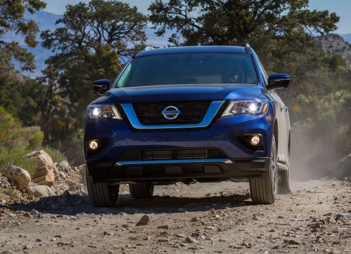2017 Nissan Pathfinder - фотография 28 из 77 2017 Nissan Pathfinder - фотография 28 из 77