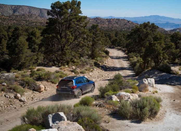 2017 Nissan Pathfinder - фотография 38 из 77