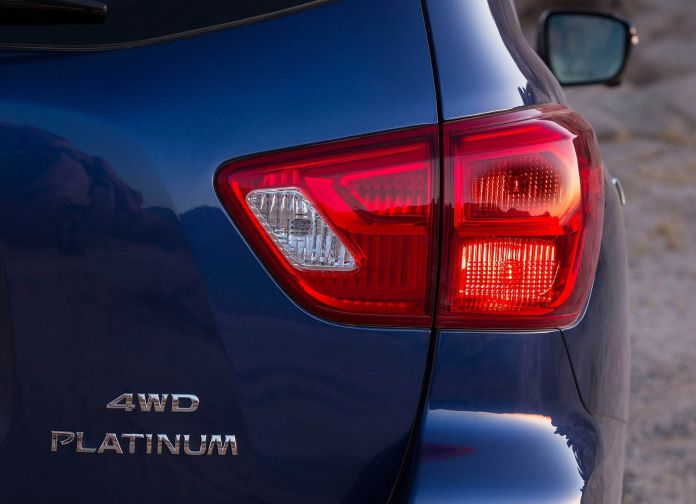 2017 Nissan Pathfinder - фотография 70 из 77 2017 Nissan Pathfinder - фотография 70 из 77