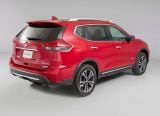 nissan_2017_rogue_015.jpg