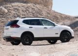 nissan_2017_rogue_one_star_wars_edition_008.jpg