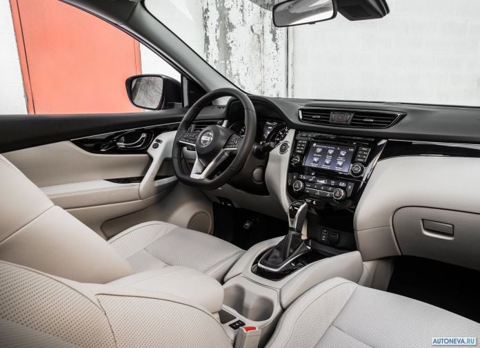 2017 Nissan Rogue Sport - фотография 12 из 19 2017 Nissan Rogue Sport - фотография 12 из 19