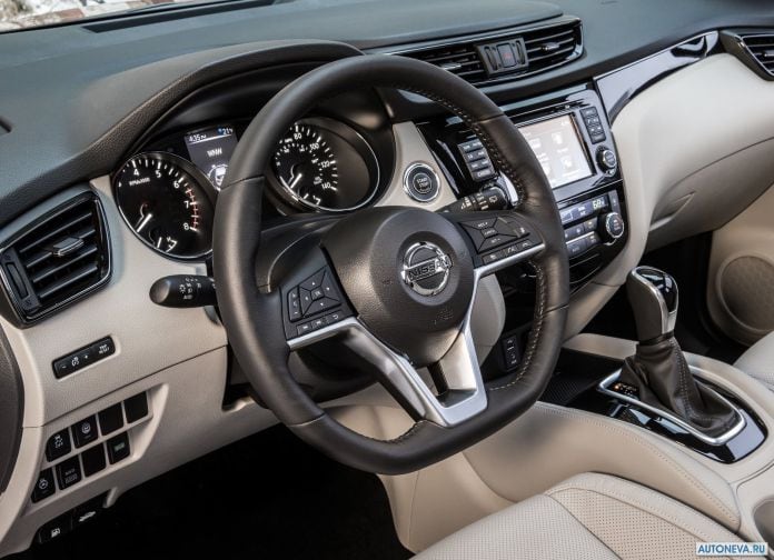 2017 Nissan Rogue Sport - фотография 15 из 19 2017 Nissan Rogue Sport - фотография 15 из 19