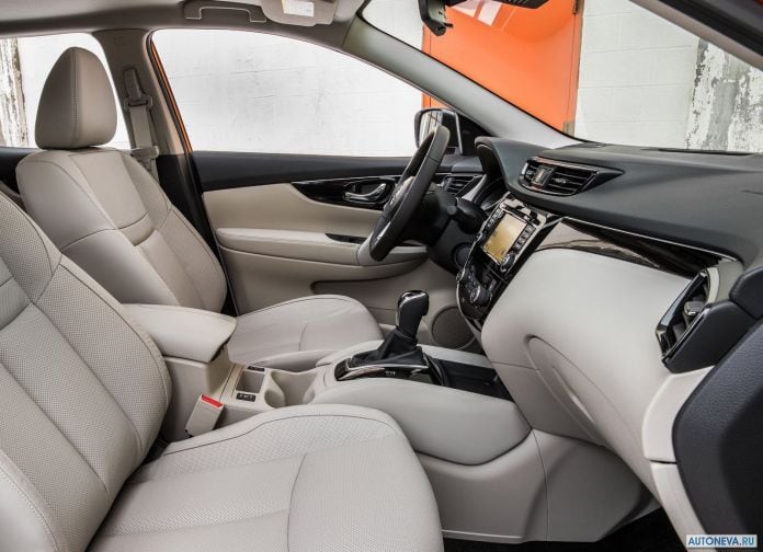 2017 Nissan Rogue Sport - фотография 16 из 19 2017 Nissan Rogue Sport - фотография 16 из 19