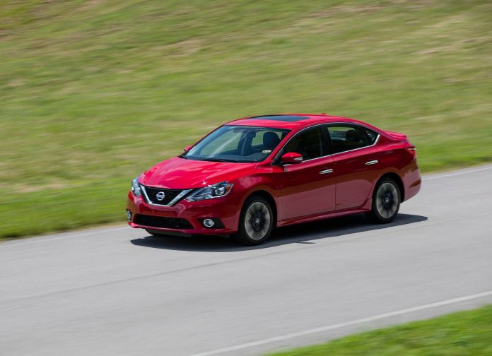 2017 Nissan Sentra SR Turbo - фотография 6 из 40