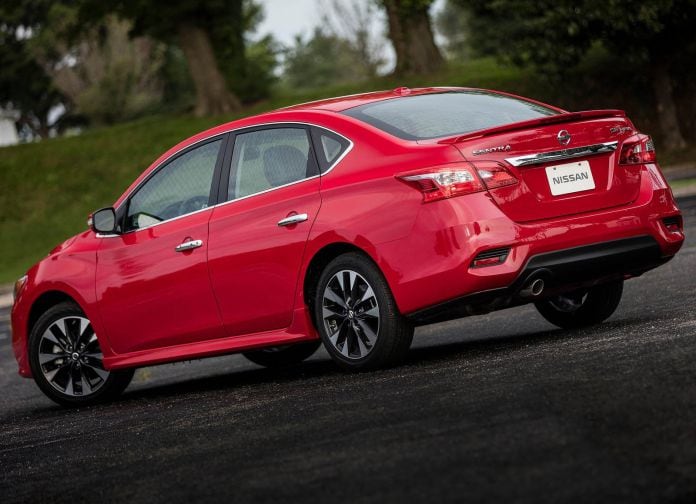 2017 Nissan Sentra SR Turbo - фотография 8 из 40