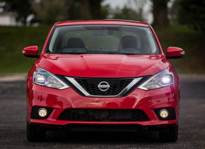 2017 Nissan Sentra SR Turbo - фотография 18 из 40 2017 Nissan Sentra SR Turbo - фотография 18 из 40