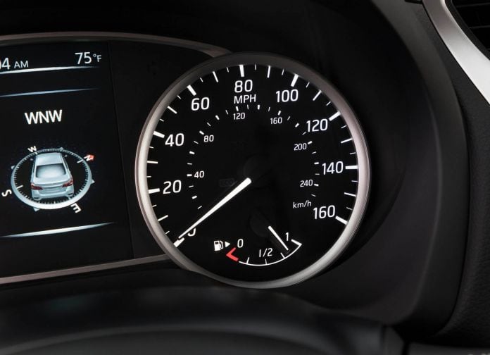 2017 Nissan Sentra SR Turbo - фотография 33 из 40 2017 Nissan Sentra SR Turbo - фотография 33 из 40