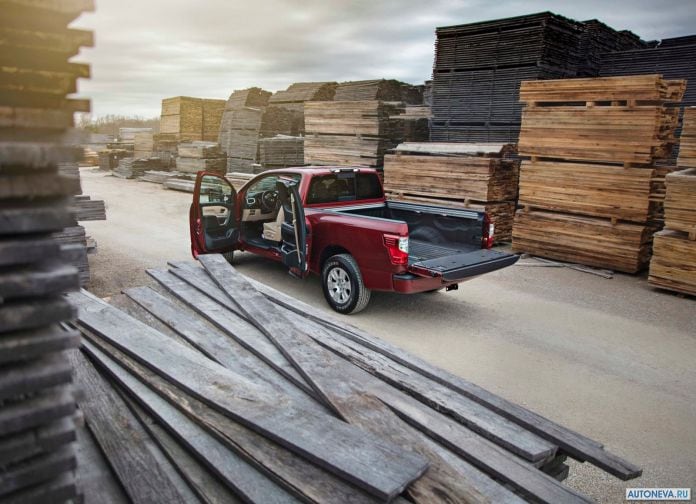 2017 Nissan Titan King Cab - фотография 8 из 23