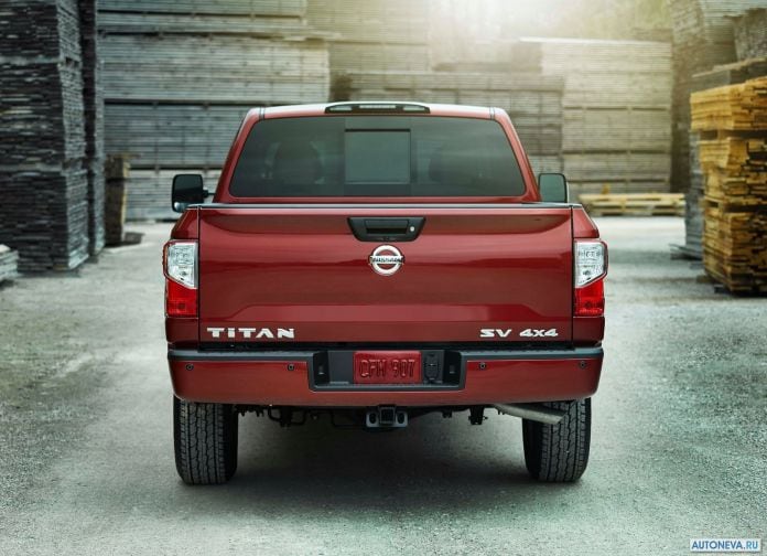 2017 Nissan Titan King Cab - фотография 11 из 23