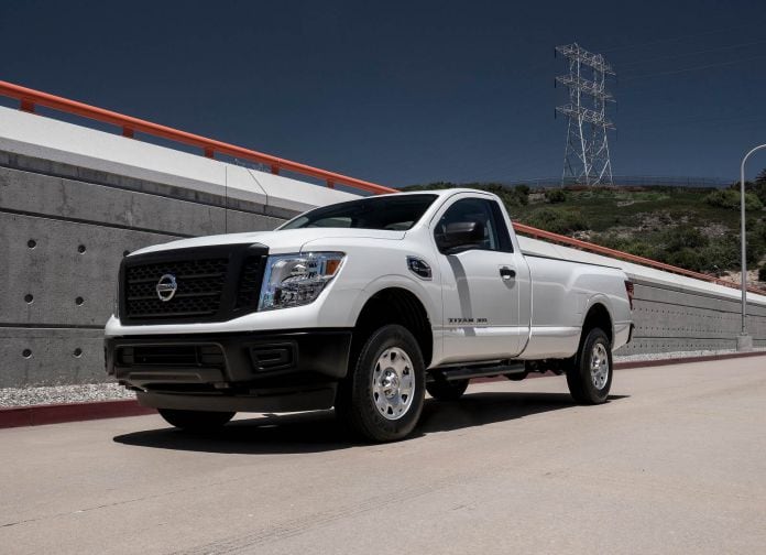 2017 Nissan Titan Single Cab - фотография 3 из 44 2017 Nissan Titan Single Cab - фотография 3 из 44