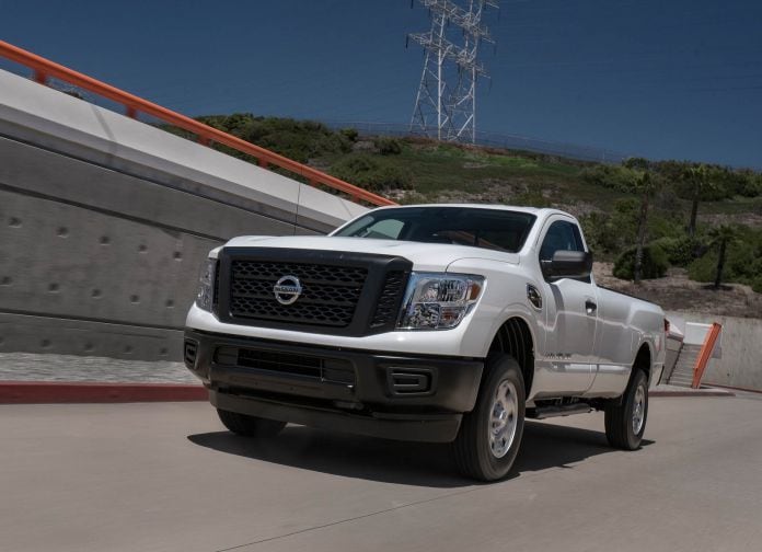 2017 Nissan Titan Single Cab - фотография 9 из 44 2017 Nissan Titan Single Cab - фотография 9 из 44