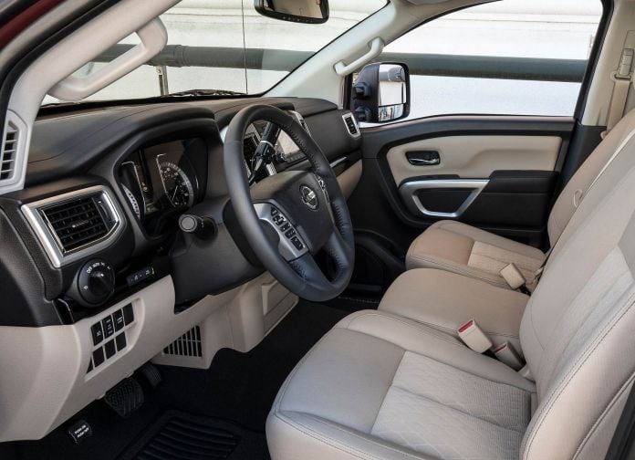 2017 Nissan Titan Single Cab - фотография 20 из 44