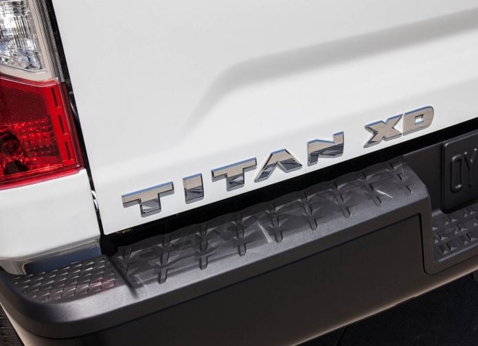 2017 Nissan Titan Single Cab - фотография 39 из 44
