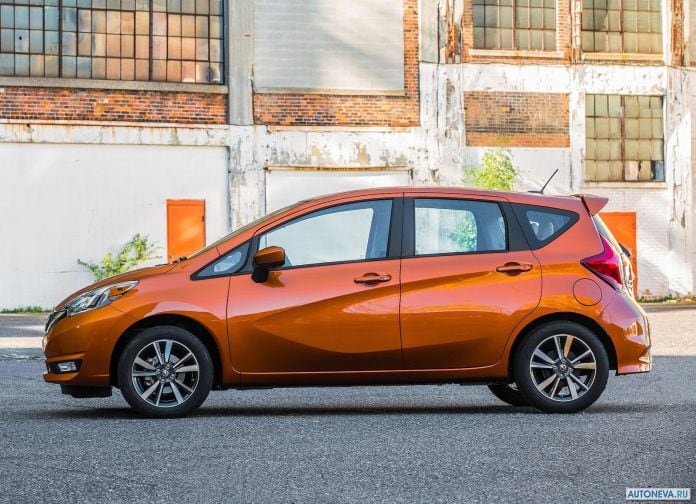 2017 Nissan Versa Note - фотография 3 из 21