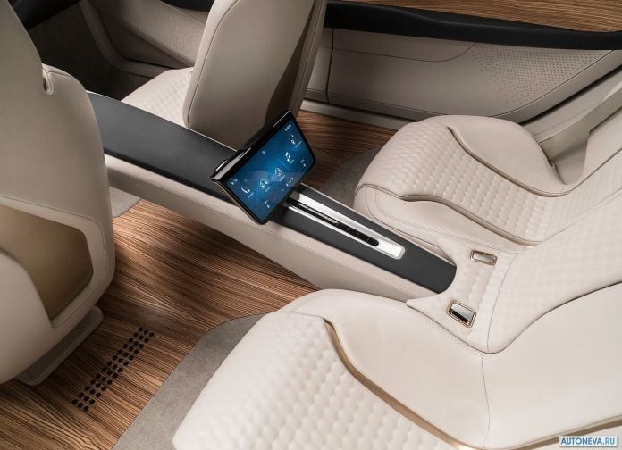2017 Nissan Vmotion 2.0 Concept - фотография 28 из 40