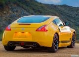 nissan_2018_370z_coupe_heritage_edition_010.jpg