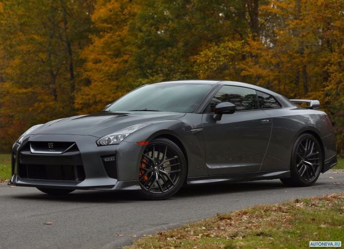 2018 Nissan GT-R US-version - фотография 1 из 15