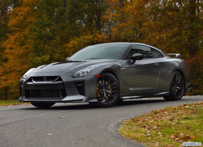 2018 Nissan GT-R US-version - фотография 4 из 15