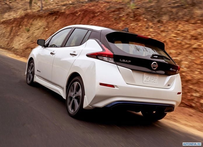2018 Nissan Leaf - фотография 16 из 92