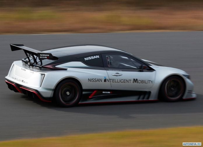 2018 Nissan Leaf Nismo RC Concept - фотография 24 из 26