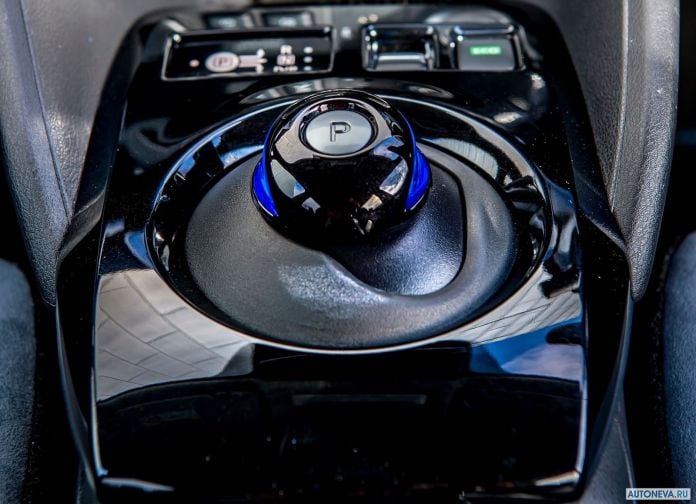 2018 Nissan Leaf UK-version - фотография 87 из 112
