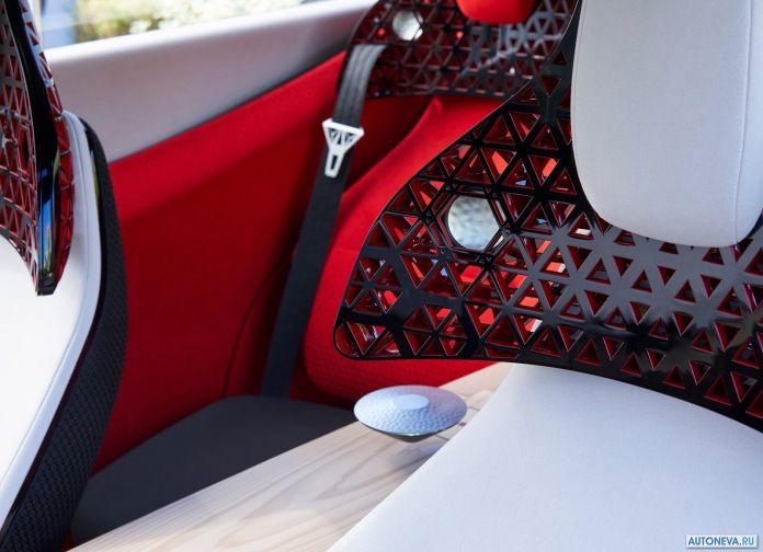 2018 Nissan Xmotion Concept - фотография 28 из 48