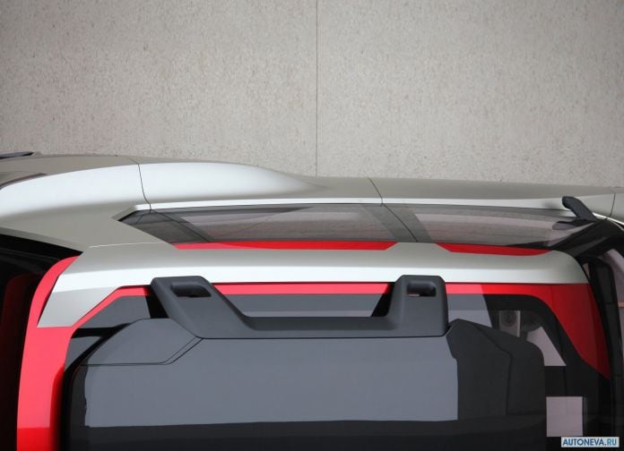 2018 Nissan Xmotion Concept - фотография 39 из 48