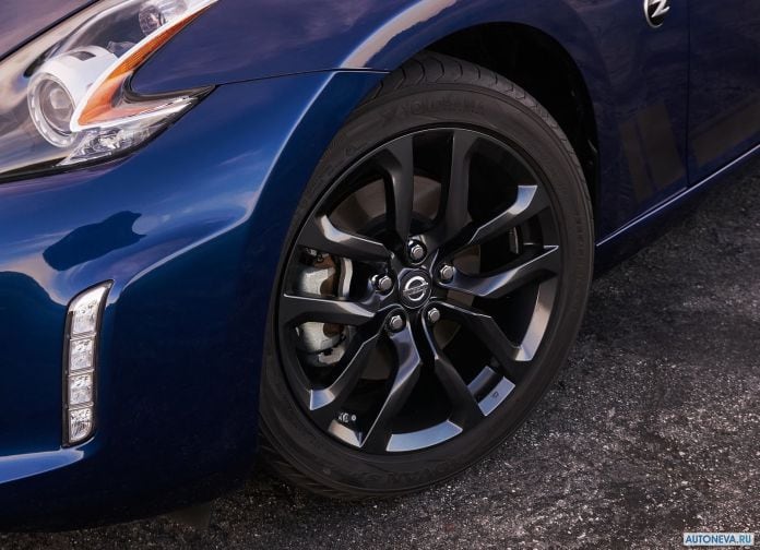2019 Nissan 370Z Heritage Edition - фотография 55 из 57