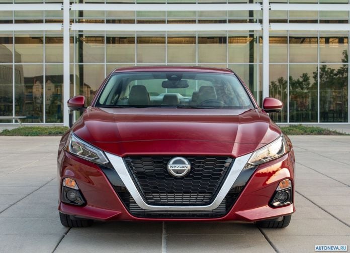 2019 Nissan Altima - фотография 18 из 73
