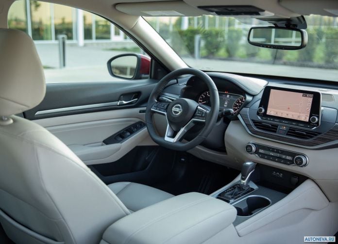 2019 Nissan Altima - фотография 33 из 73