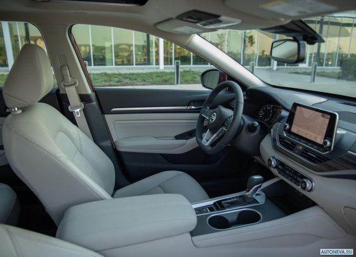 2019 Nissan Altima - фотография 36 из 73