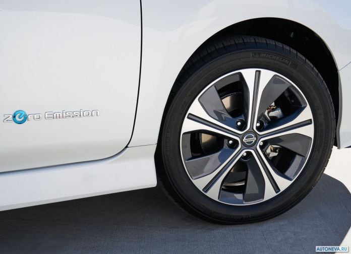 2019 Nissan Leaf E+ - фотография 22 из 28 2019 Nissan Leaf E+ - фотография 22 из 28