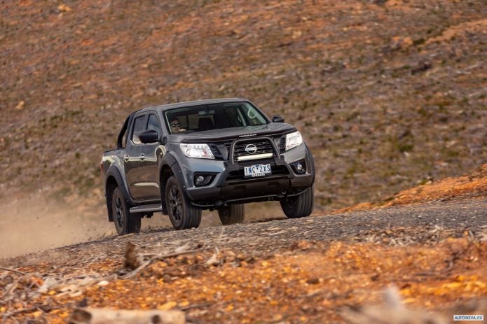 2019 Nissan Navara ST Black Edition Dual Cab - фотография 1 из 26