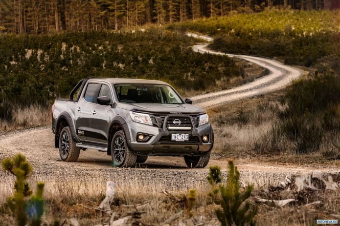 2019 Nissan Navara ST Black Edition Dual Cab - фотография 14 из 26