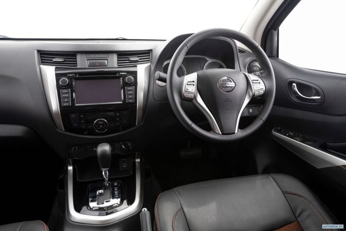 2019 Nissan Navara Stealth Double Cab - фотография 19 из 32 2019 Nissan Navara Stealth Double Cab - фотография 19 из 32