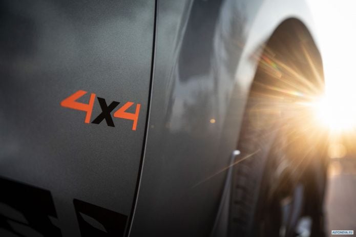 2019 Nissan Navara Stealth Double Cab - фотография 24 из 32 2019 Nissan Navara Stealth Double Cab - фотография 24 из 32
