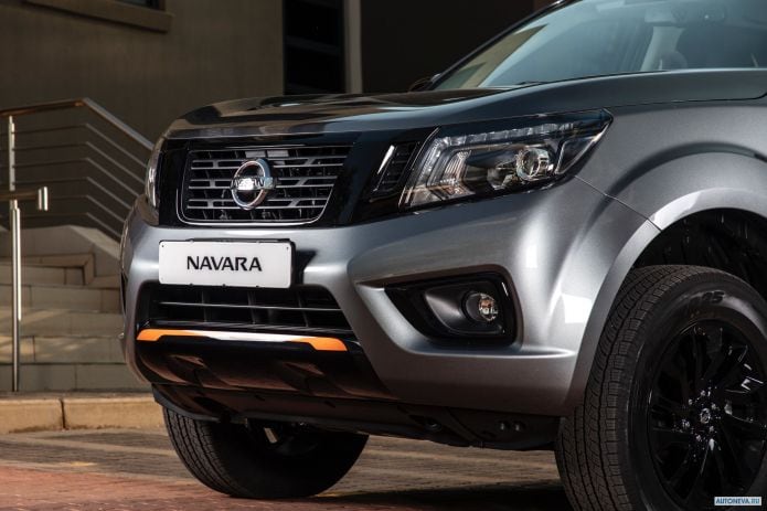 2019 Nissan Navara Stealth Double Cab - фотография 29 из 32