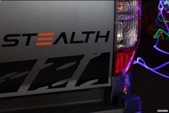 2019 Nissan Navara Stealth Double Cab - фотография 32 из 32 2019 Nissan Navara Stealth Double Cab - фотография 32 из 32