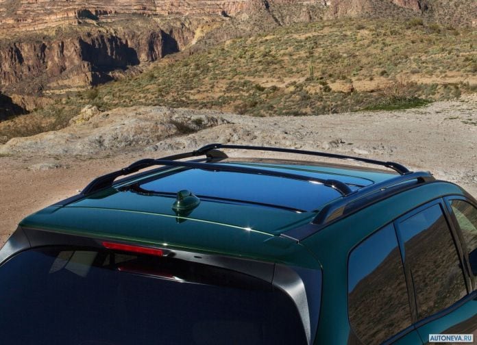 2019 Nissan Pathfinder Rock Creek Edition - фотография 14 из 18
