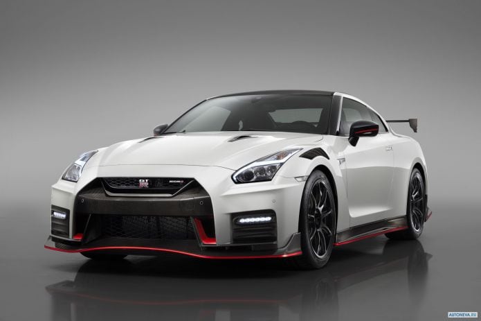 2020 Nissan GT-R Nismo - фотография 1 из 30