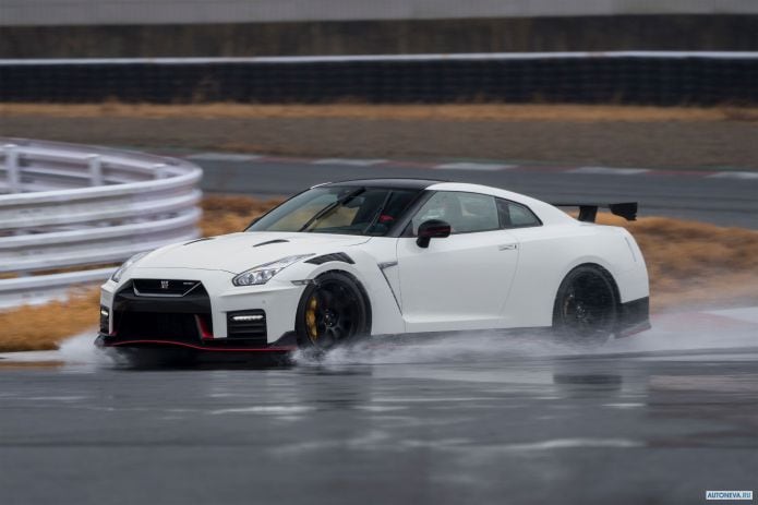 2020 Nissan GT-R Nismo - фотография 7 из 30 2020 Nissan GT-R Nismo - фотография 7 из 30