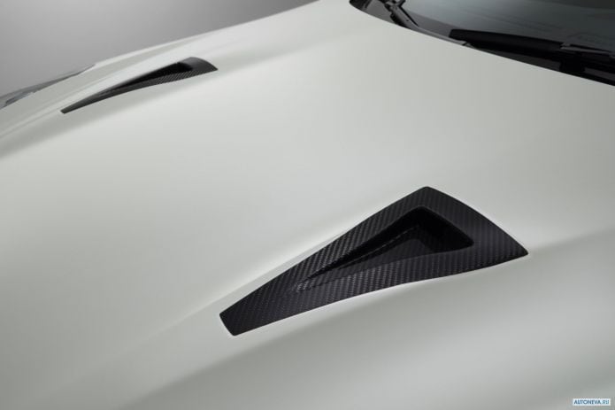 2020 Nissan GT-R Nismo - фотография 23 из 30