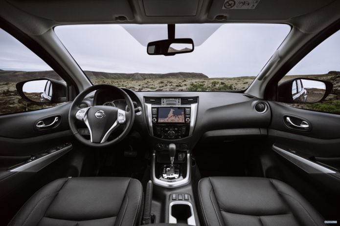 2020 Nissan Navara - фотография 17 из 23 2020 Nissan Navara - фотография 17 из 23