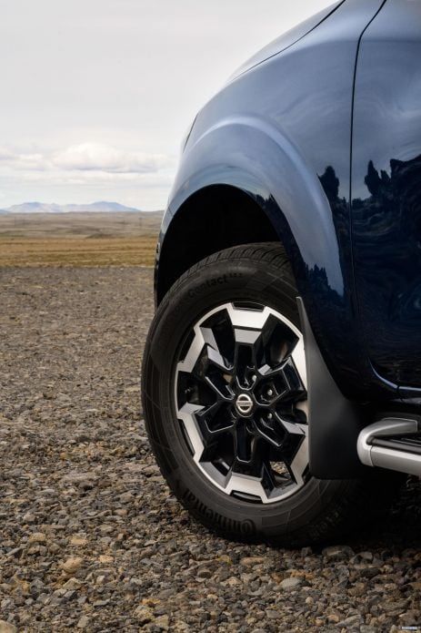 2020 Nissan Navara - фотография 21 из 23 2020 Nissan Navara - фотография 21 из 23