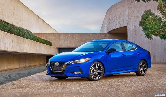 2020 Nissan Sentra - фотография 8 из 40