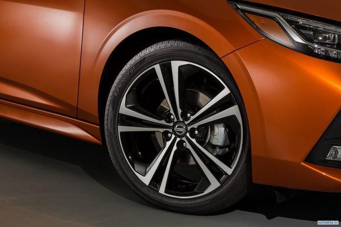 2020 Nissan Sentra - фотография 27 из 40 2020 Nissan Sentra - фотография 27 из 40