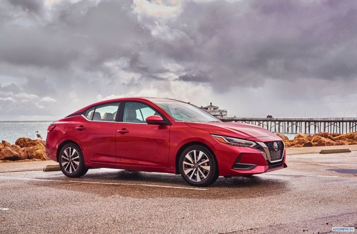 2020 Nissan Sentra SL - фотография 10 из 13