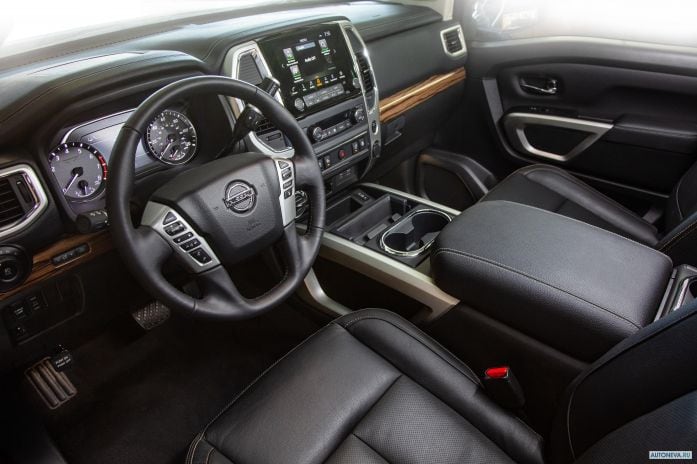 2020 Nissan Titan Platinum Reverse Crew Cab - фотография 12 из 35 2020 Nissan Titan Platinum Reverse Crew Cab - фотография 12 из 35